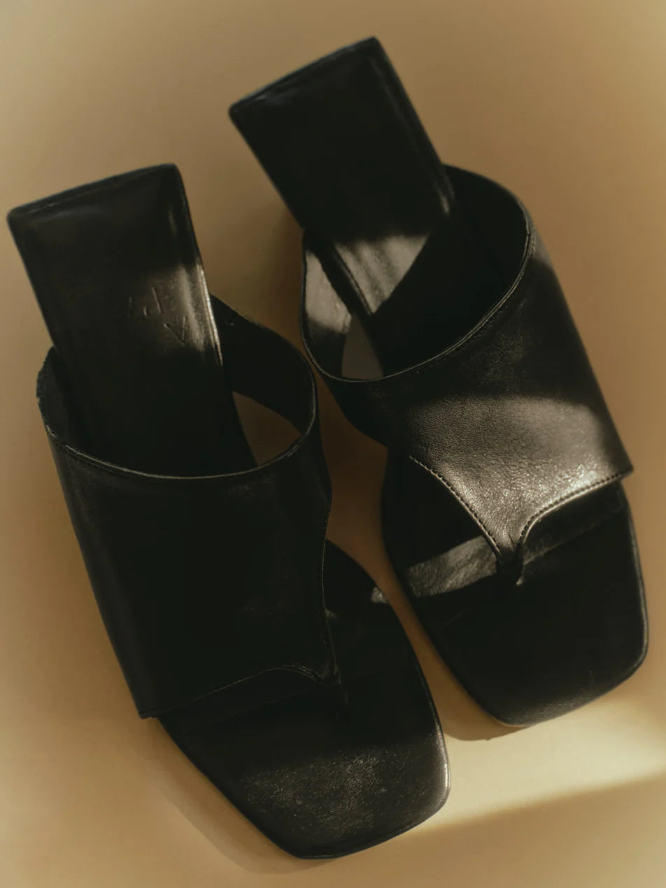 Asymmetrical Wedge Heels in Black