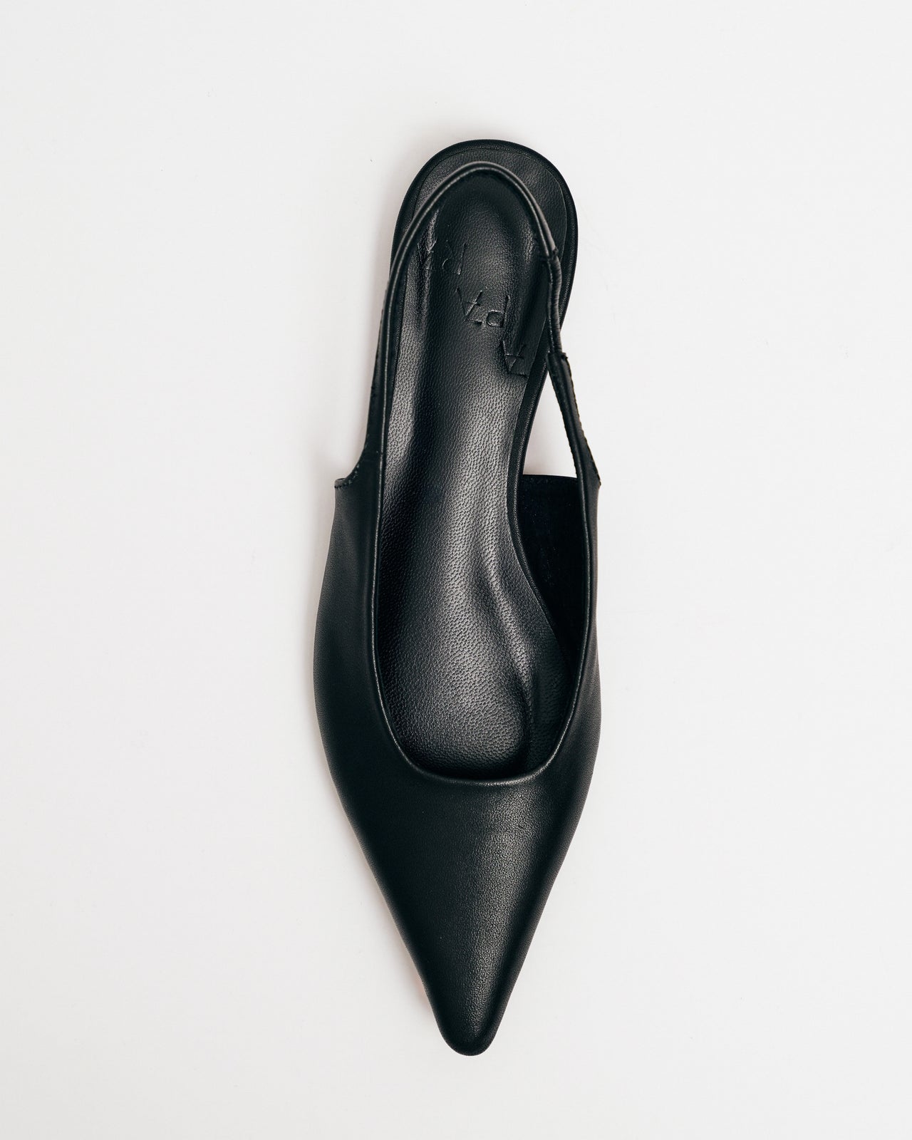 Pointed Toe Flats in Black