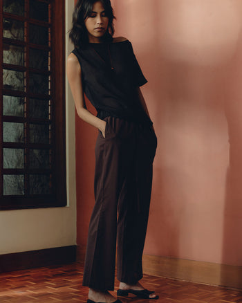 Single Shoulder Top in Black